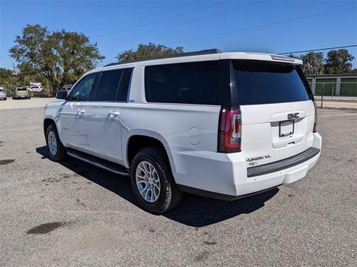 2016 GMC Yukon XL SLT