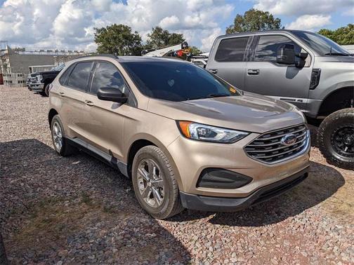 2021 Ford Edge SE