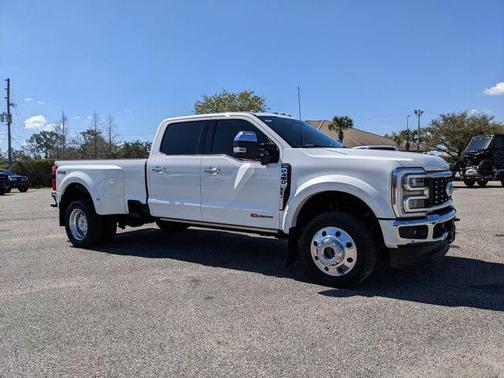 2025 Ford F-450 Lariat