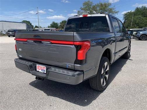 2025 Ford F-150 Lightning Platinum