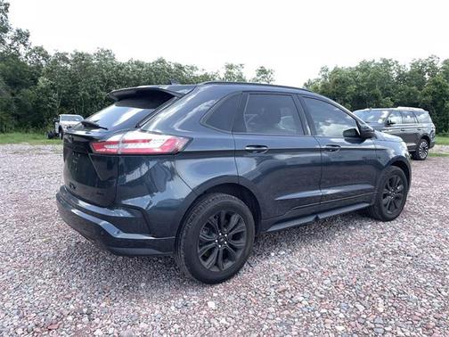 2024 Ford Edge SE
