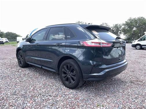 2024 Ford Edge SE