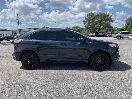 2024 Ford Edge SE