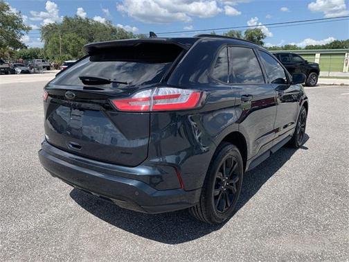 2024 Ford Edge SE