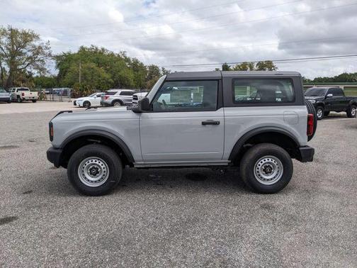 Avalanche Gray 2026 Ford Bronco Base