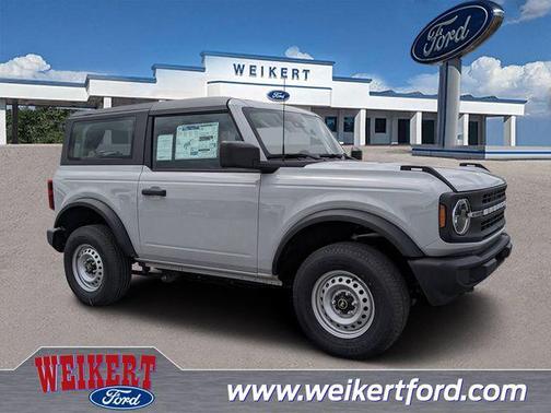 Avalanche Gray 2026 Ford Bronco Base