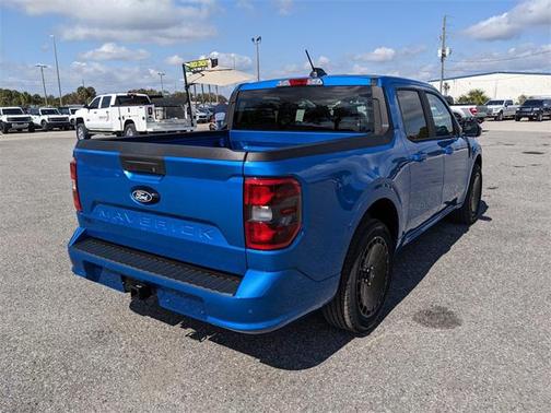 2026 Ford Maverick Lobo Standard