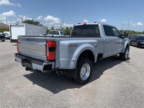2025 Ford F-450 Platinum