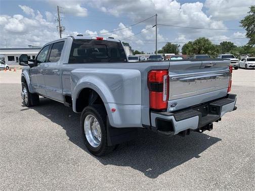 2024 Ford F-450 Limited