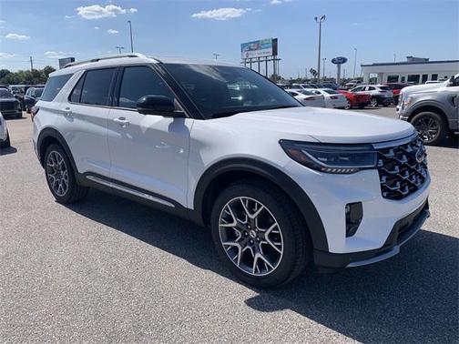 2025 Ford Explorer Platinum