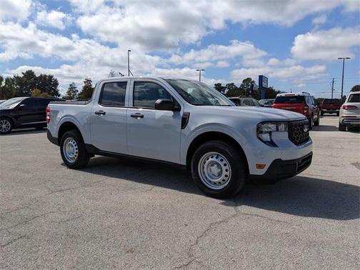 2025 Ford Maverick XL