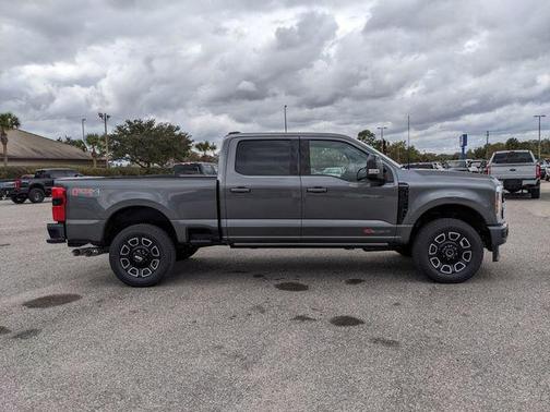 2026 Ford F-250 Platinum