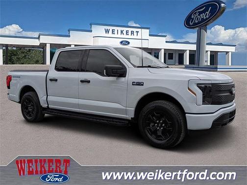 2025 Ford F-150 Lightning XLT