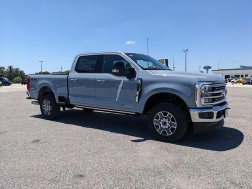 Glacier Gray Metallic Tri-Coat 2026 Ford F-250 Lariat