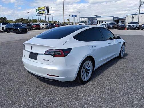 2021 Tesla Model 3 Standard Range Plus