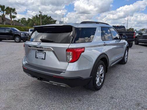 Silver Metallic 2020 Ford Explorer XLT