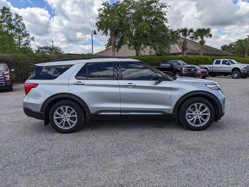 Silver Metallic 2020 Ford Explorer XLT