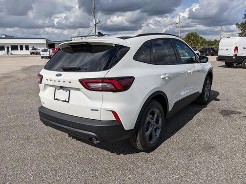 2026 Ford Escape ST-Line Select