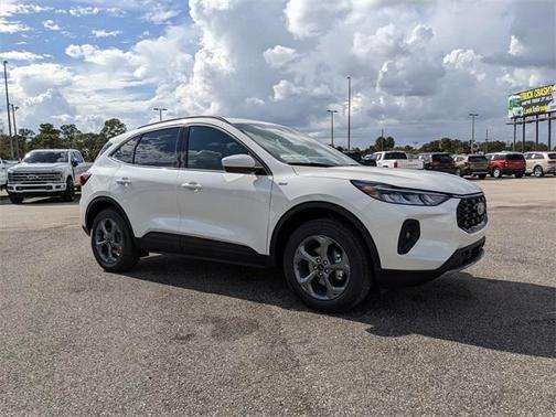 2026 Ford Escape ST-Line Select