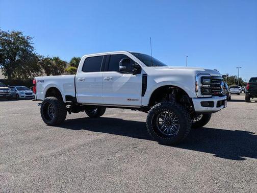 2026 Ford F-250 Platinum