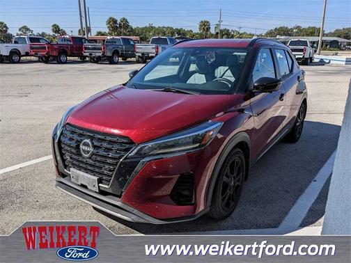 2023 Nissan Kicks SR