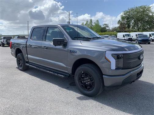 2025 Ford F-150 Lightning XLT