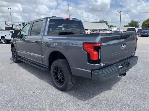 2025 Ford F-150 Lightning XLT
