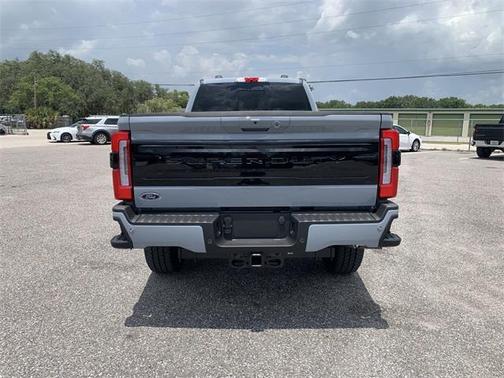 2025 Ford F-350 Platinum