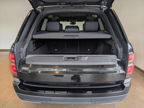 2022 Land Rover Range Rover Autobiography