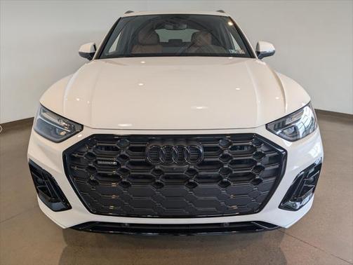 2024 Audi Q5 45 S line Premium Plus