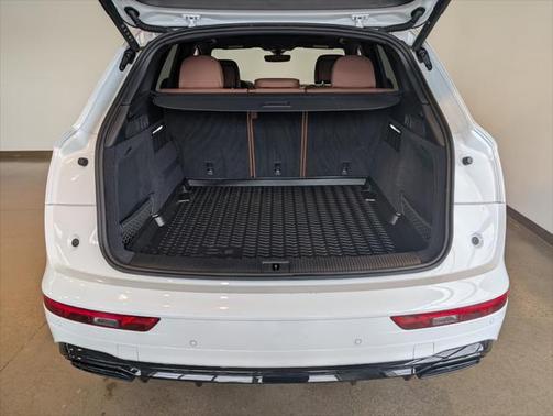 2024 Audi Q5 45 S line Premium Plus