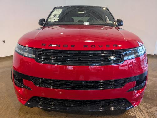 2026 Land Rover Range Rover Sport SE