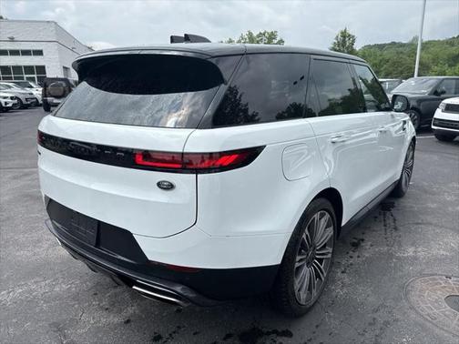 2023 Land Rover Range Rover Sport SE