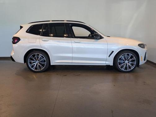 2024 BMW X3 M40i