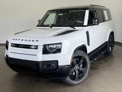 2025 Land Rover Defender 130 P400 X-Dynamic SE