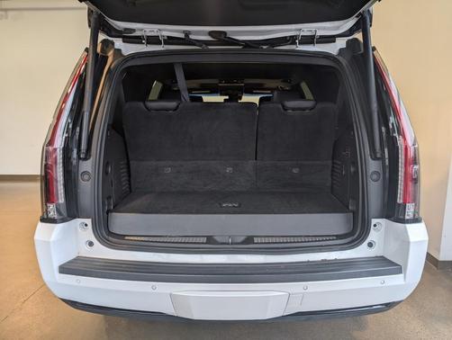 2019 Cadillac Escalade Platinum