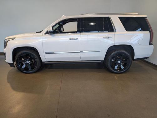 2019 Cadillac Escalade Platinum