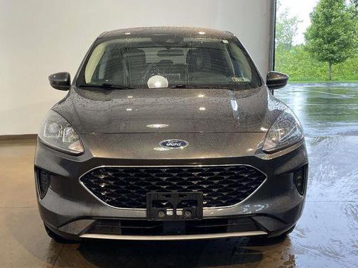 Magnetic Metallic 2020 Ford Escape SE