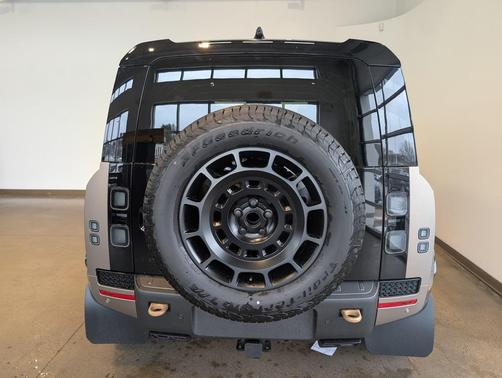 Copper 2026 Land Rover Defender P635 OCTA