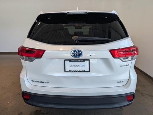 2019 Toyota Highlander Hybrid XLE