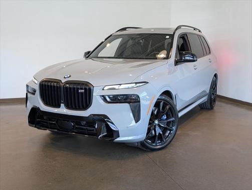 2024 BMW X7 M60i