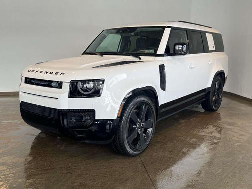 Fuji White 2024 Land Rover Defender 130 P400 X-Dynamic SE