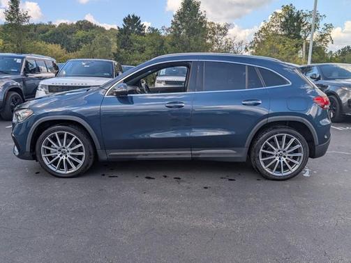 2021 Mercedes-Benz GLA 250 Base 4MATIC