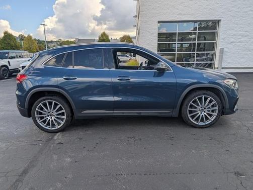 2021 Mercedes-Benz GLA 250 Base 4MATIC