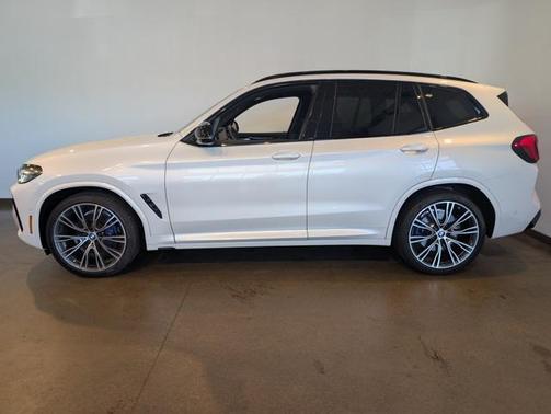2024 BMW X3 M40i