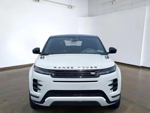 Fuji White 2026 Land Rover Range Rover Evoque Hoxton Edition