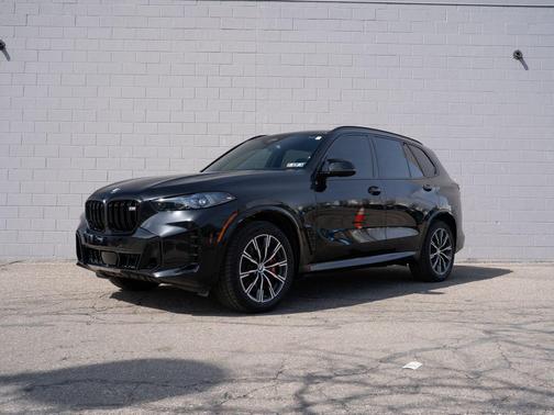 Black Sapphire Metallic 2025 BMW X5 M60i