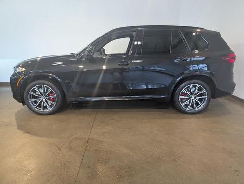 Black Sapphire Metallic 2025 BMW X5 M60i