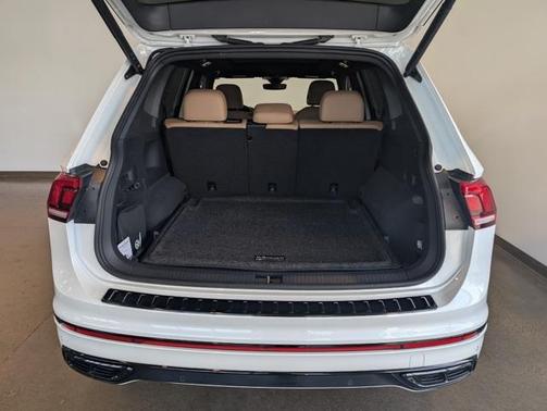 2024 Volkswagen Tiguan 2.0T SE R-Line Black 4MOTION