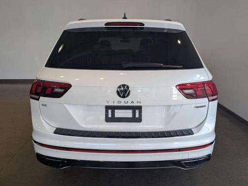 2024 Volkswagen Tiguan 2.0T SE R-Line Black 4MOTION